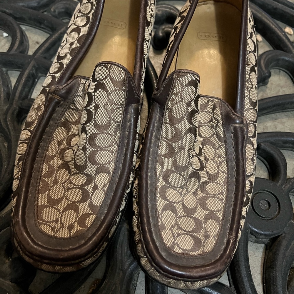 Coach Loafer - Picture 2 of 2